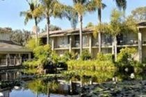 Ramada Limited Hotel Goleta Екстериор снимка
